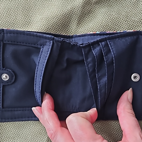 Vera Bradley Ultralight Small Wallet - Picture 5 of 8